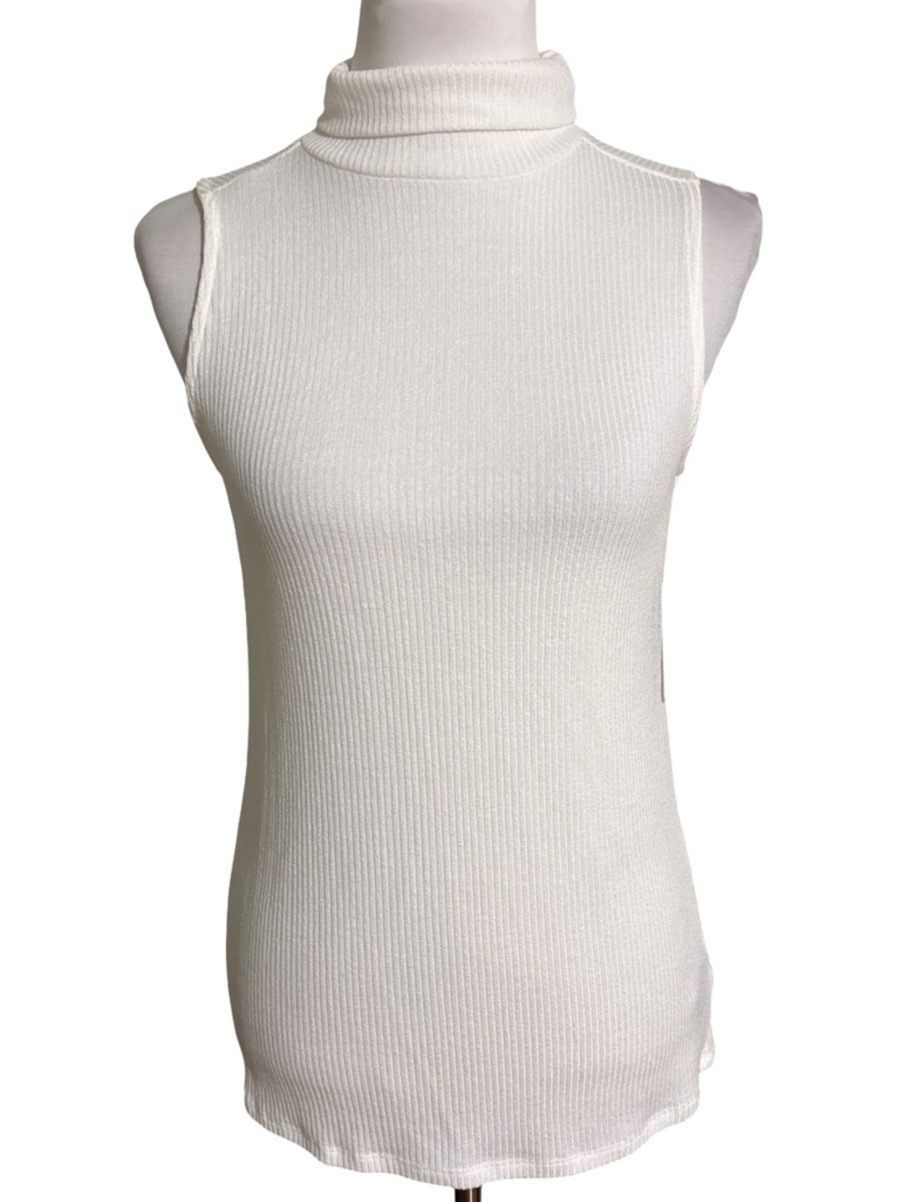 Torrid White Ribbed Turtleneck Sleeveless Top